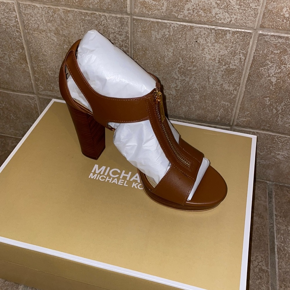 Michael Kors casual brown leather heels (still unused)
